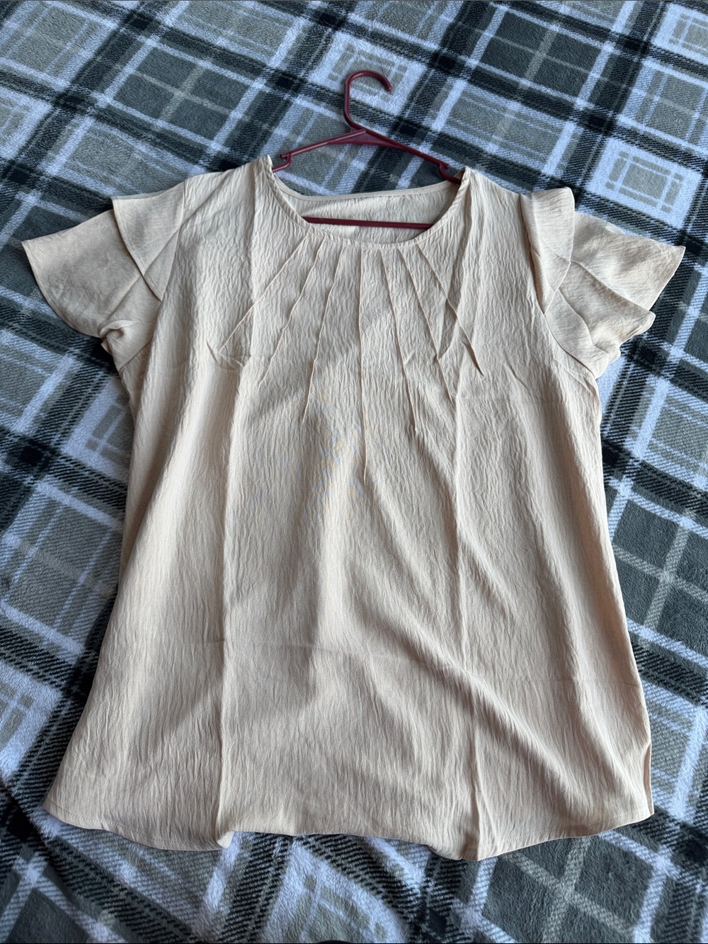 Women's Cream Pleated Short Sleeve Top
